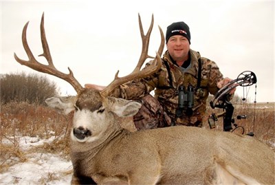 November 1st 2012, RANDY'S FIRST ARCHERY BUCK WITH THE BOWTECH!!!