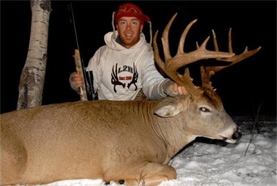 November 5th 2012, MONSTER BLACK POWDER WHITETAIL WITH THE TC